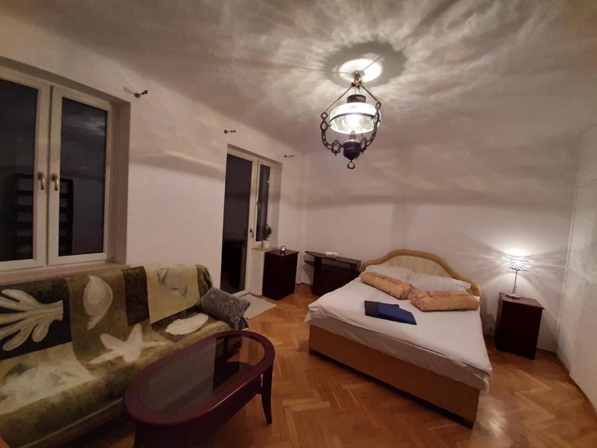 Rooms In Centrum Warschau Exterior foto